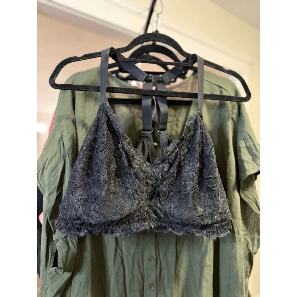 Yitty Smoothing Lace Plunge Bralette